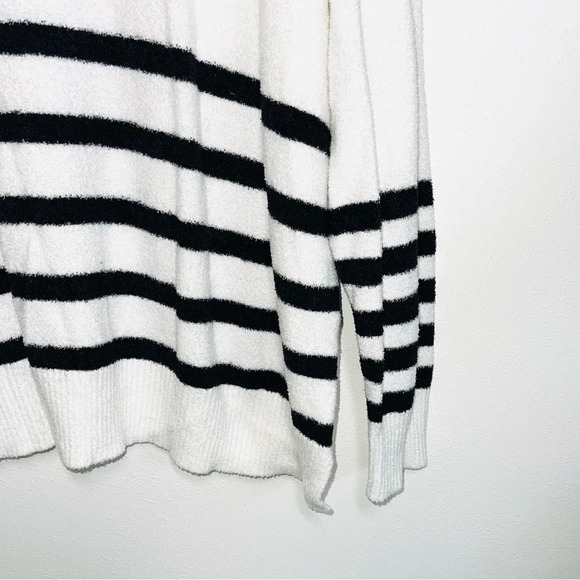Vince Camuto White & Black Striped Chenille Turtleneck Sweater Xlarge Women’s - Picture 4 of 10